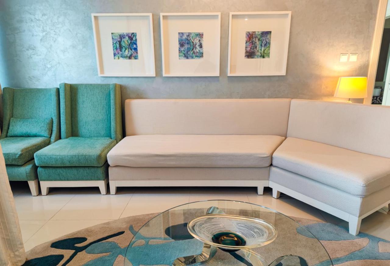 Holiday home The Signature Vacation Homes In Downtown Dubai