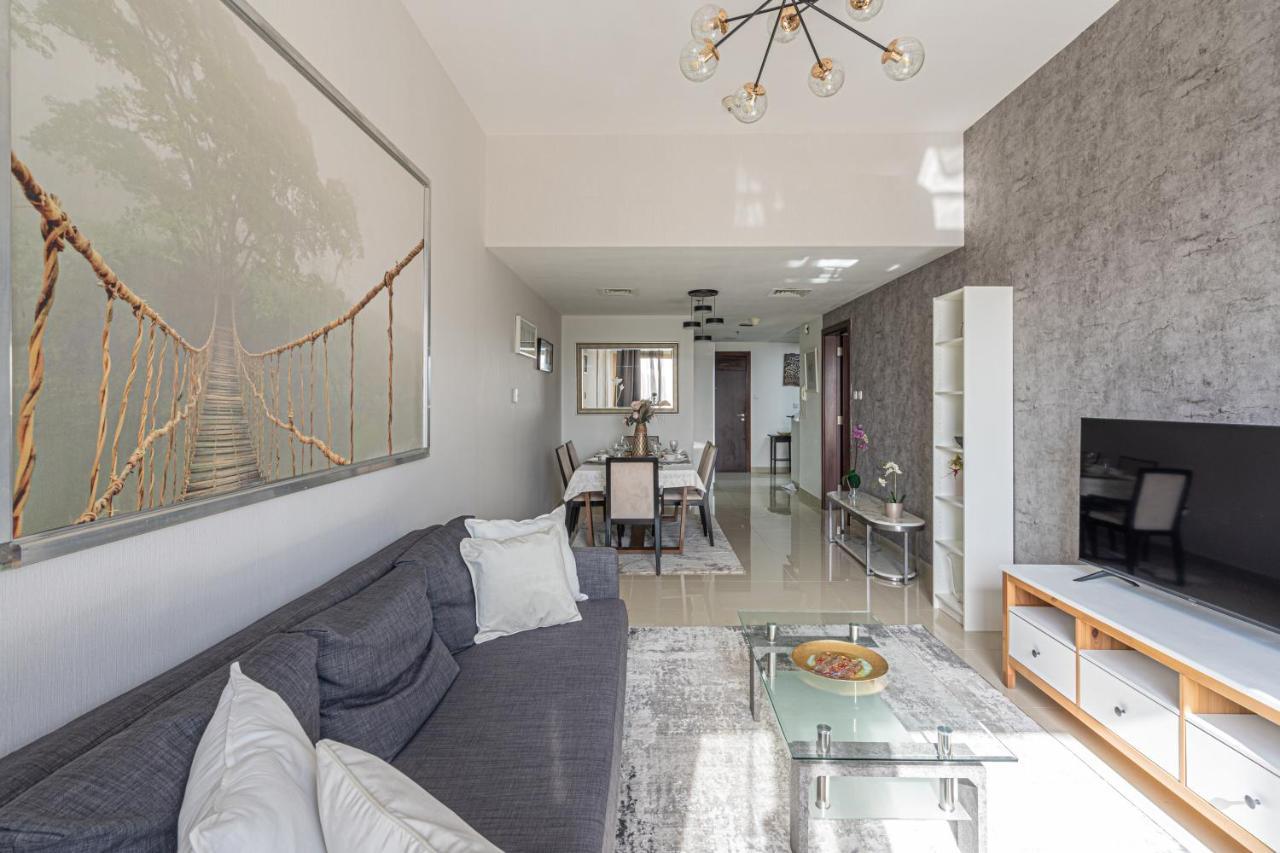 Apartment Higuests - Luxurious 1br With Balcony In Jvc Dubai