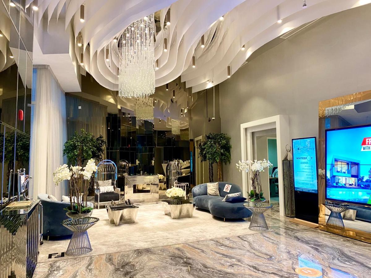 Marco Polo - Fendi Designed Apt With Aerial Panoramic Sea Views Apartment *