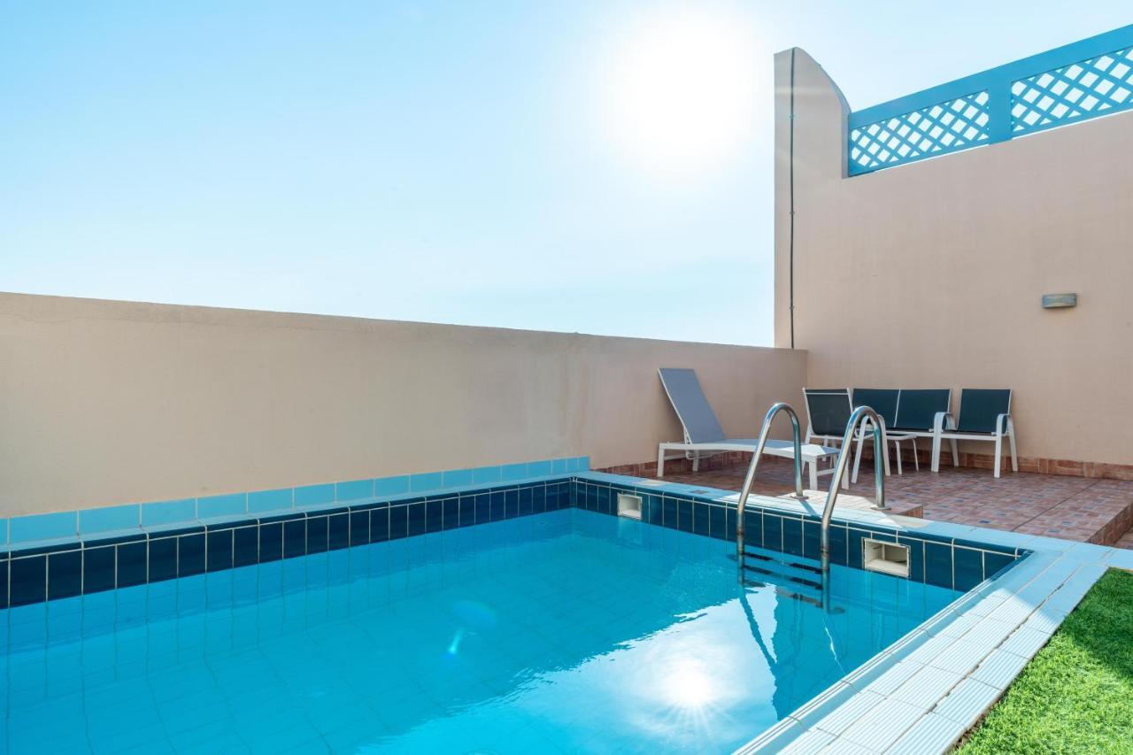Luxury Private Pool Penthouse By Globalstay Dubai