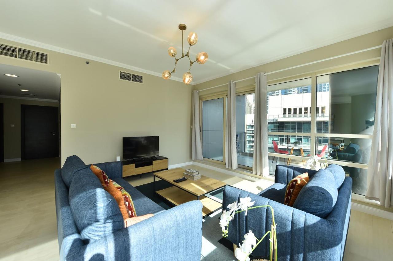 Apartment Luxury Escapes - 2-br Marina View Retreat At Marina Quays