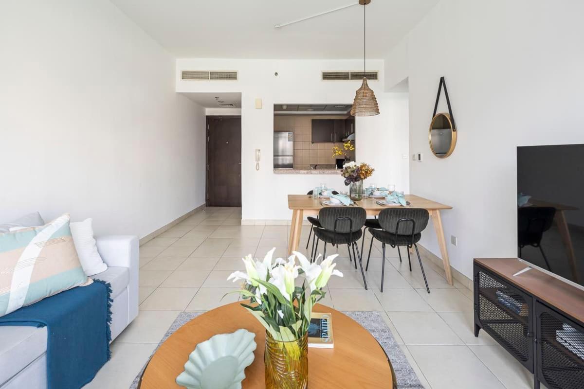 Frank Porter - The Point Tower Apartment Dubai
