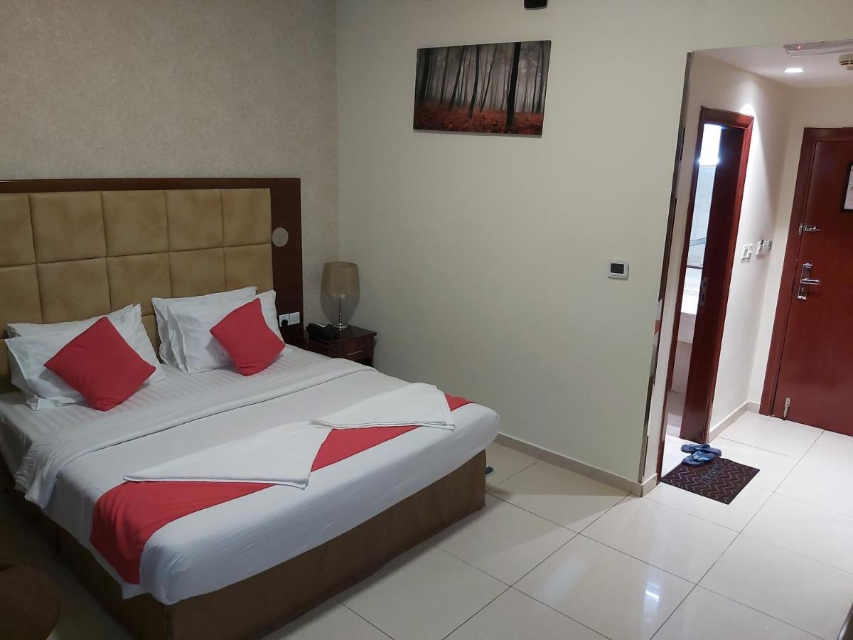 Bliss Hotel 2*