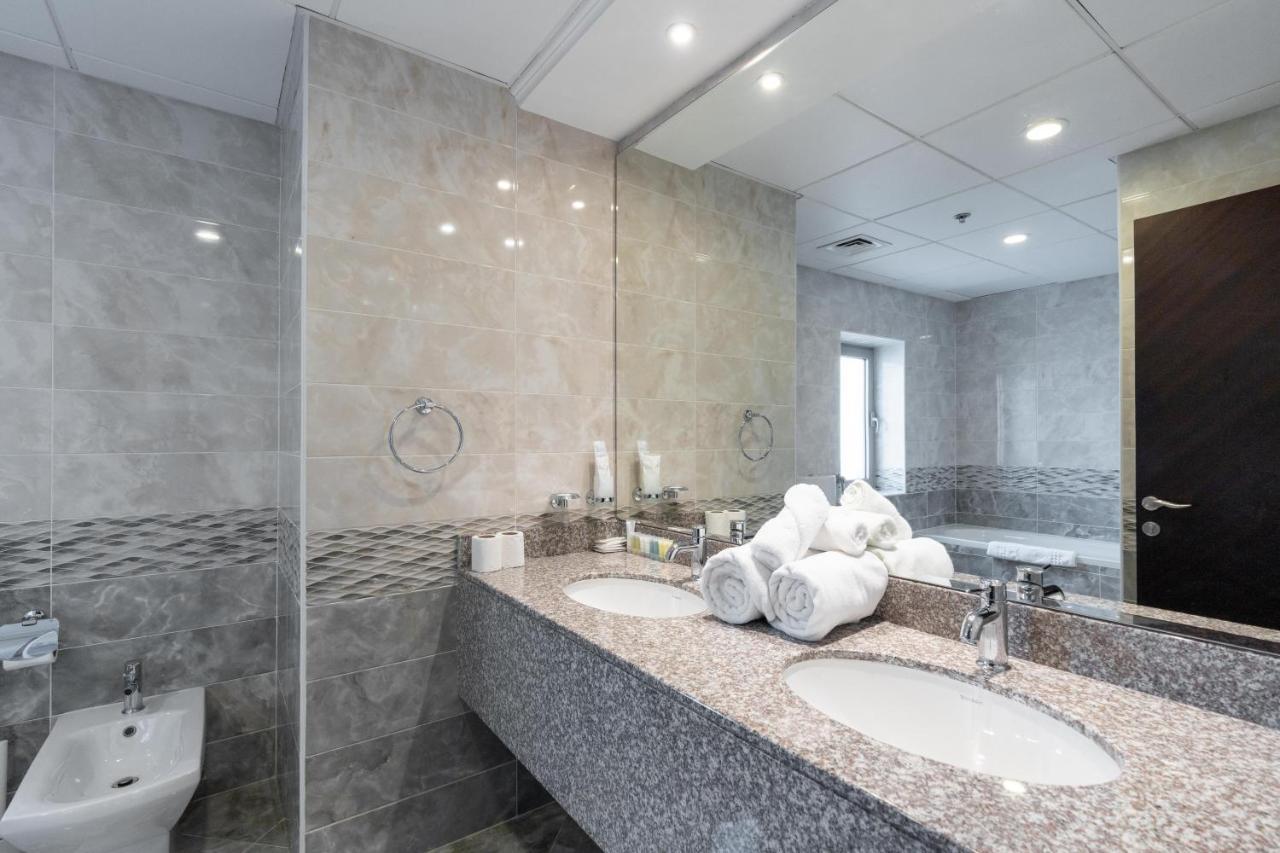 Luxury Private Pool Penthouse By Globalstay Apartment