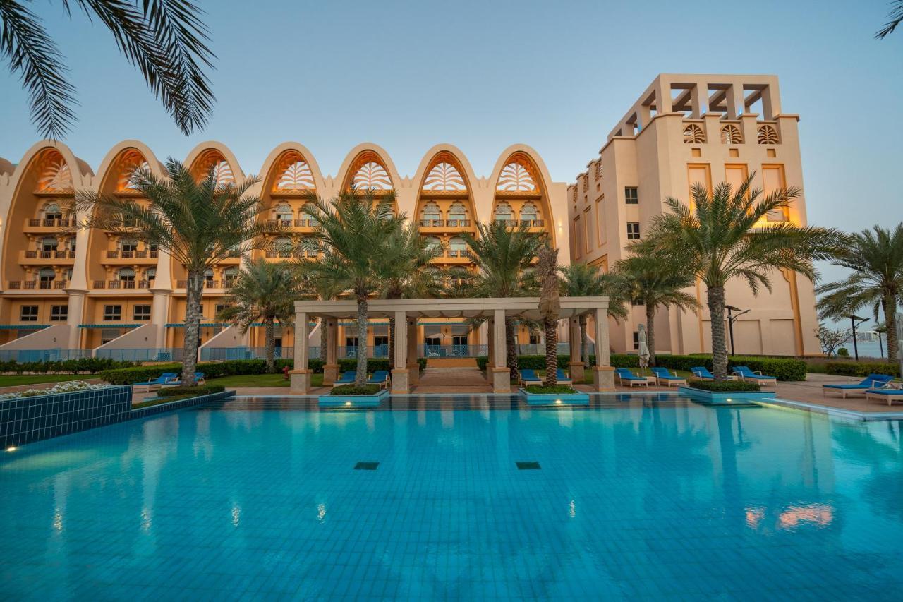 Luxury Private Pool Penthouse By Globalstay Dubai