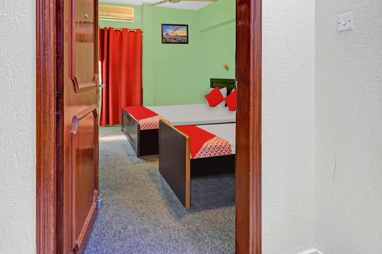 Oyo 795 Al Karawan 3*