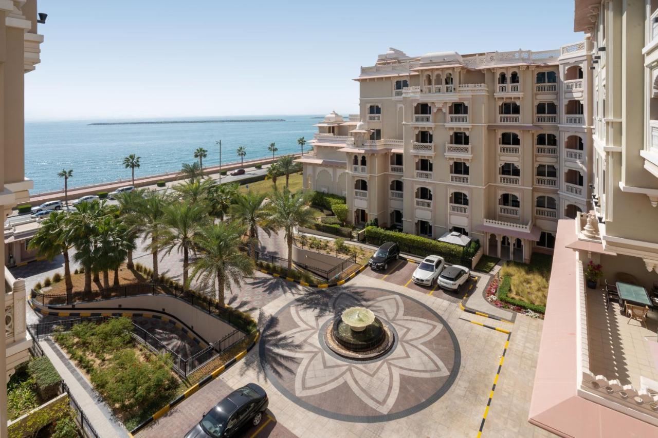 Royal Club By Rvhr, Grandeur Crescent Palm Jumeirah Apartment *