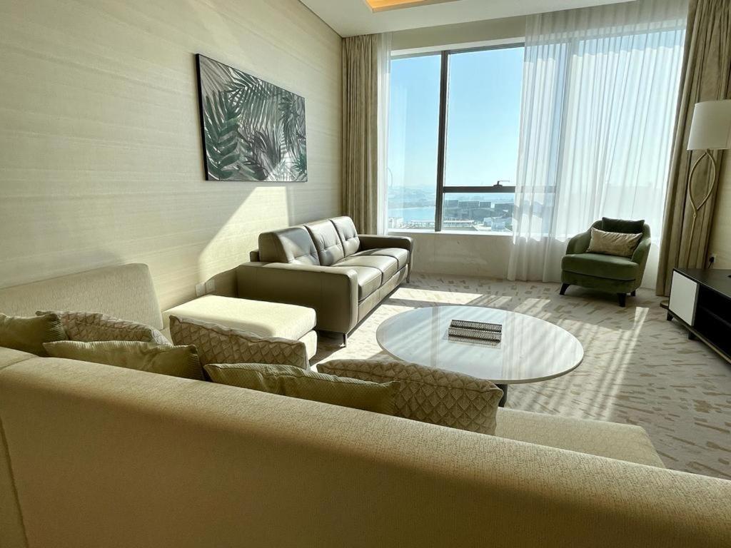 Hvr The Palm Apartment Dubai