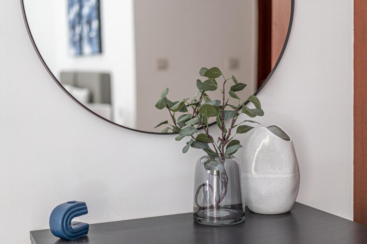 Higuests - Stylish In Jbr Steps From The Apartment