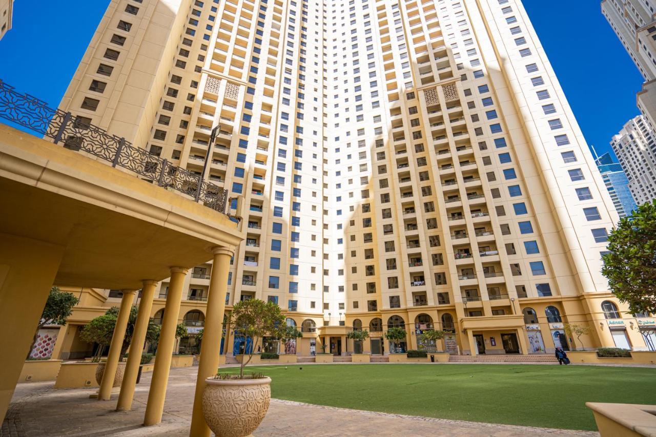 Higuests - Stylish In Jbr Steps From The Apartment