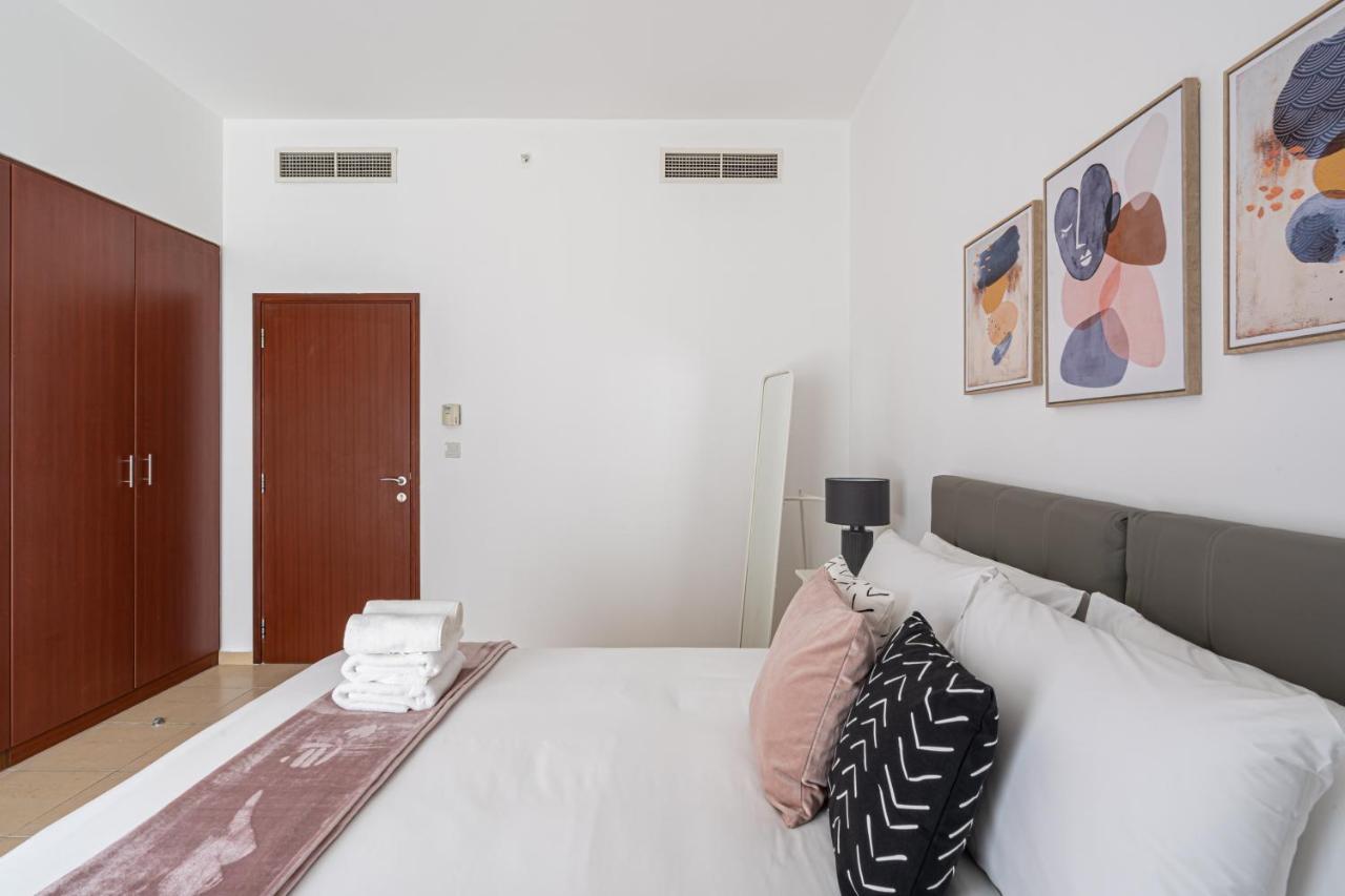 Higuests - Stylish In Jbr Steps From The Apartment