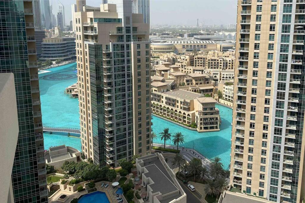 At Heart Of Downtown Next To Burj Khalifa Apartment