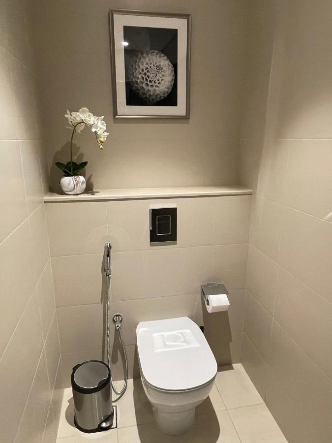 Ultimate / 2 Beds / Connected To Mall * Dubai