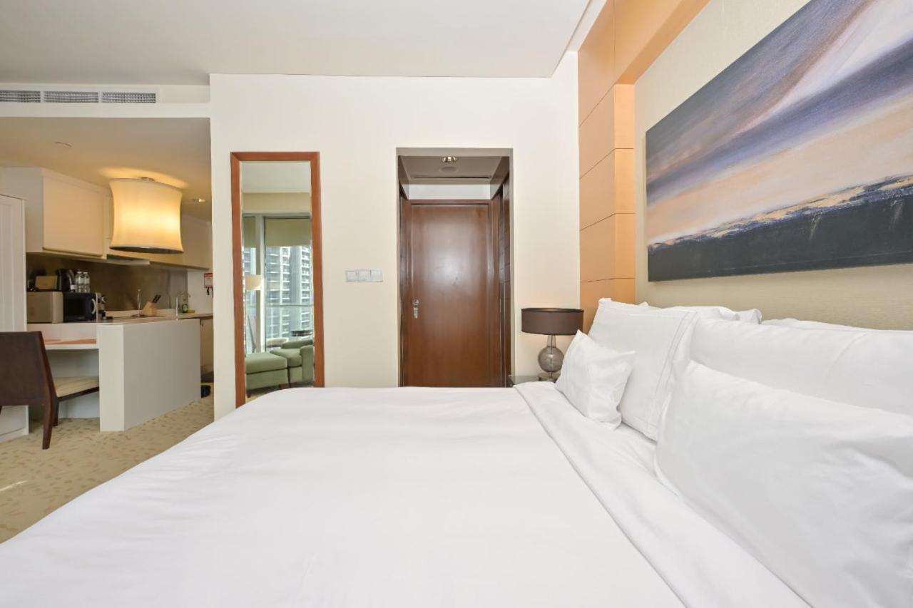 Fahh - Spacious In Emaar Fashion Avenue Apartment Dubai