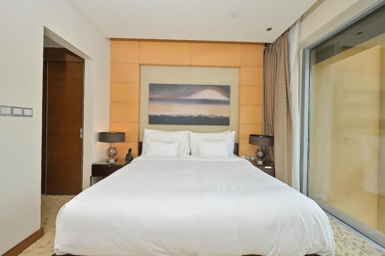 Fahh - Spacious In Emaar Fashion Avenue