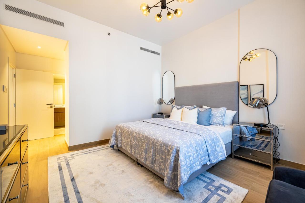 Upgraded 2 Beds In Jumeirah 1 La Cote B3 * Dubai