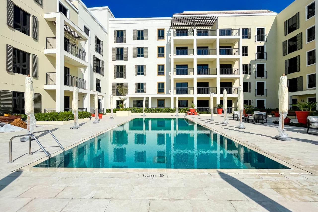 Apartment Upgraded 2 Beds In Jumeirah 1 La Cote B3