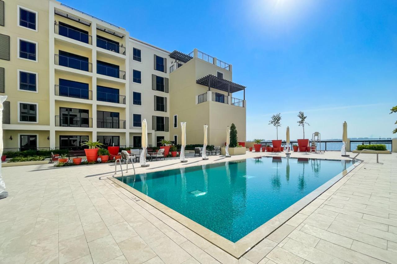 Apartment Upgraded 2 Beds In Jumeirah 1 La Cote B3