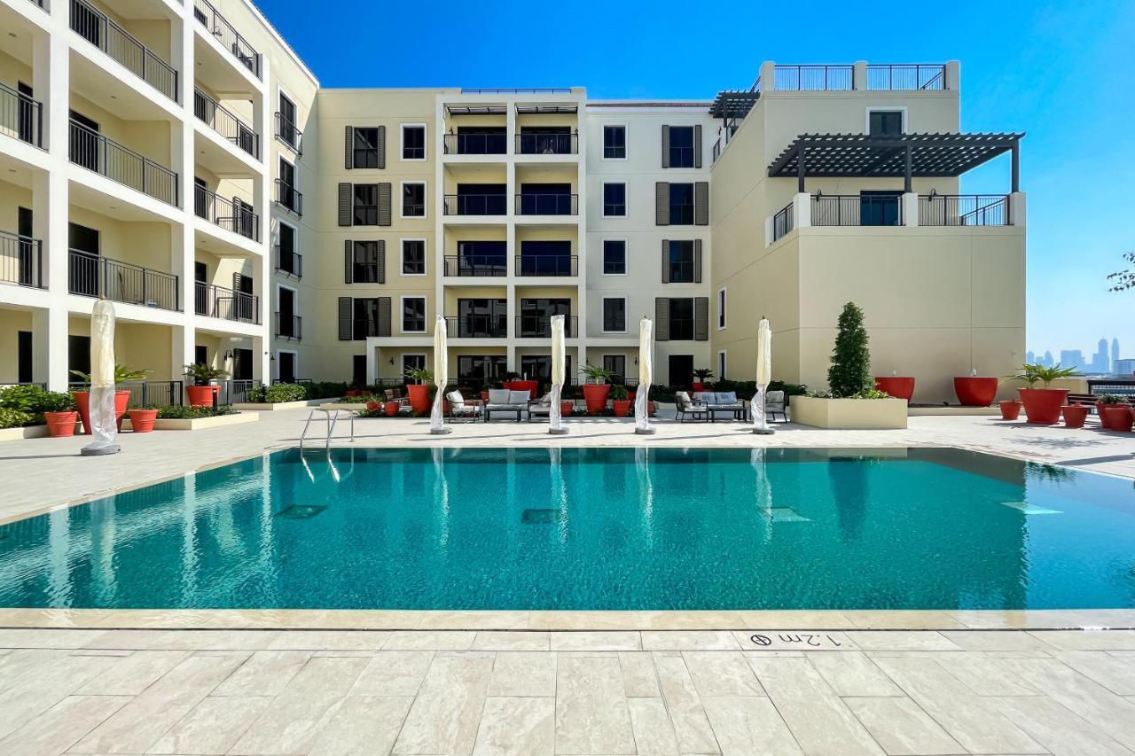 Apartment Upgraded 2 Beds In Jumeirah 1 La Cote B3