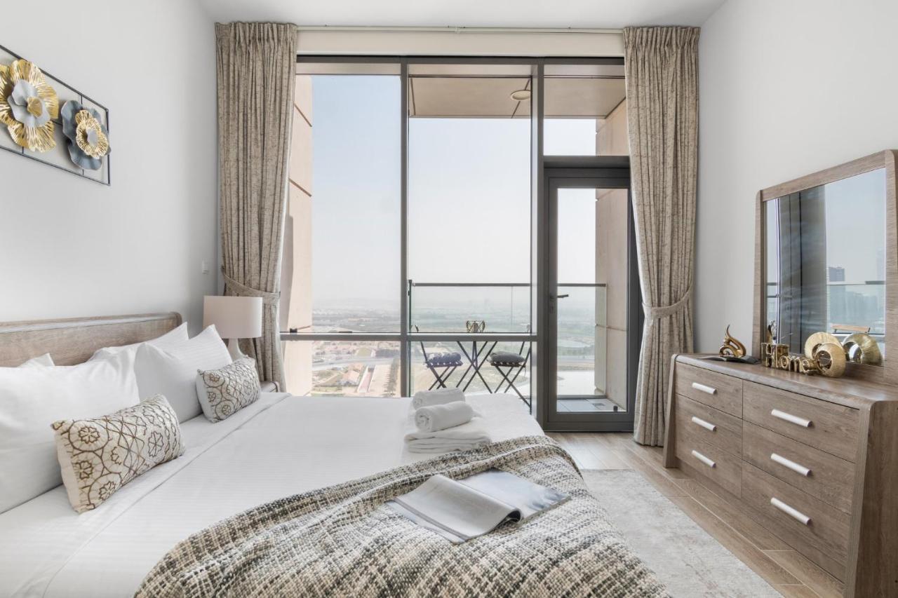 The Smart Concierge - Amna Tower * Dubai