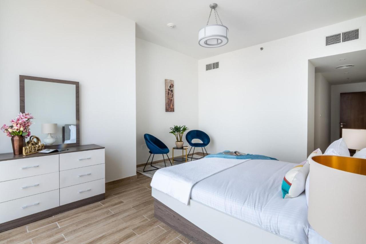 The Smart Concierge - Amna Tower Apartment Dubai