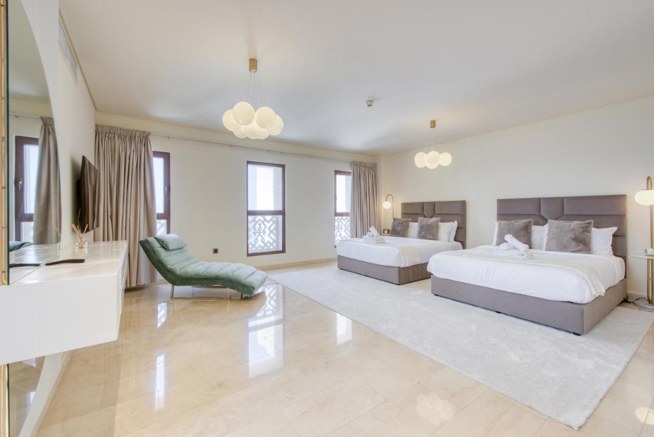 Maison Privee - Luxury Palm Penthouse With Beach & Sea View *