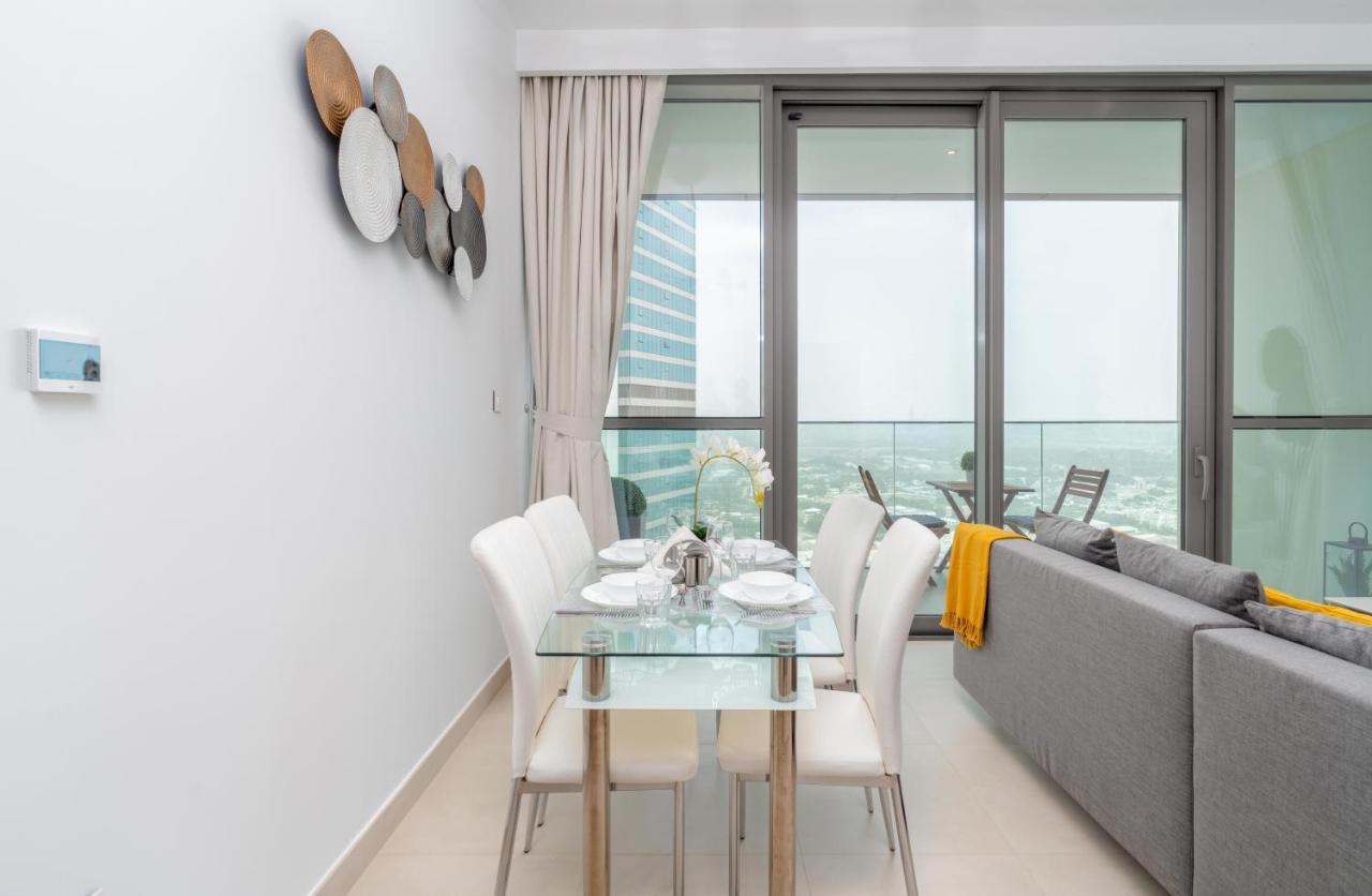 Apartment Ultimate / 2 Beds / Connected To Mall Dubai