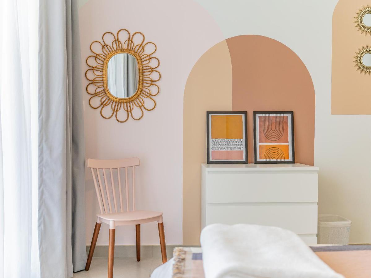 Apartment Charming Tropical Minutes To Mall