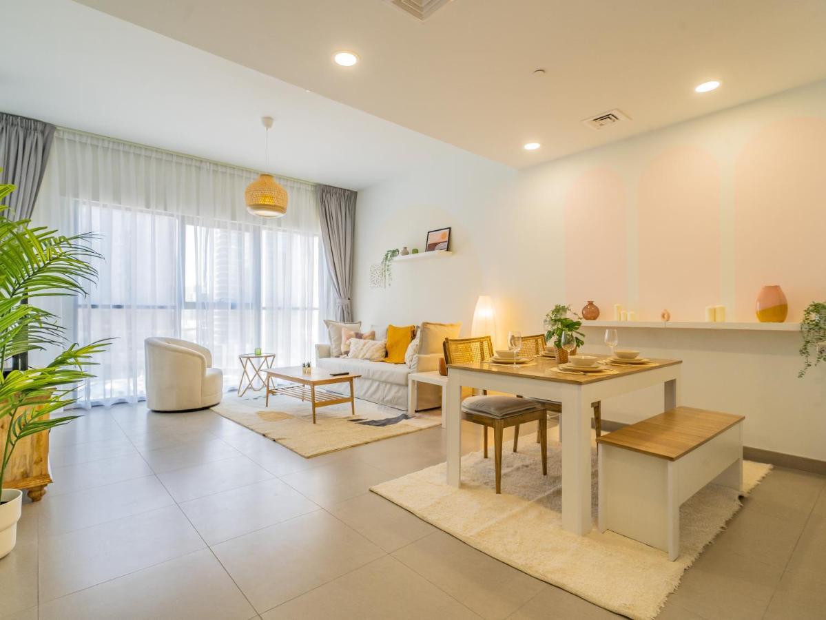 Apartment Charming Tropical Minutes To Mall *