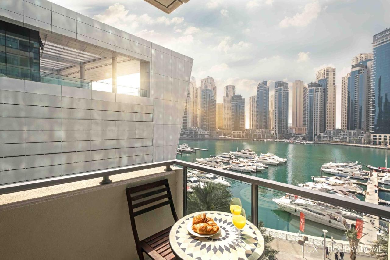 Lux The Yacht View Marina