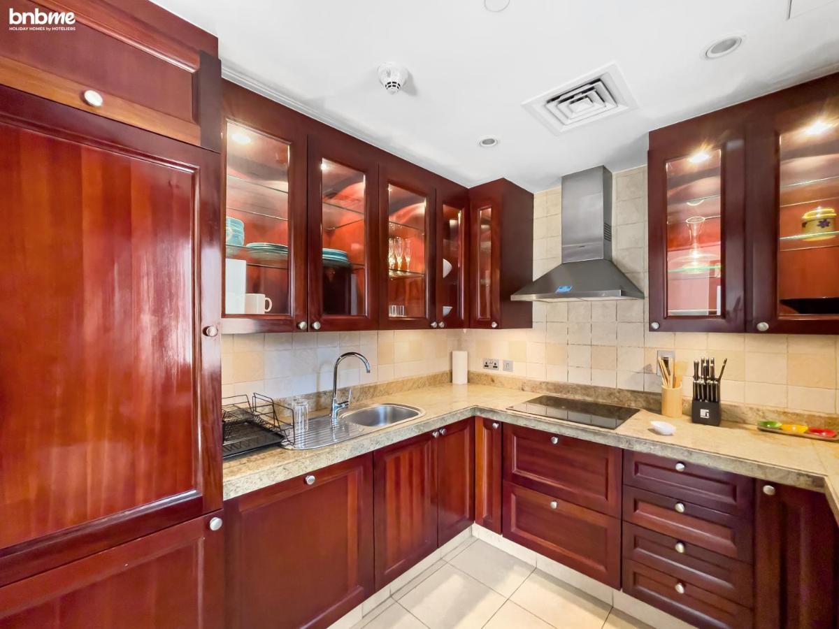 Bnbmehomes - Gorgeous 1-br - Downtown - 203 * Dubai