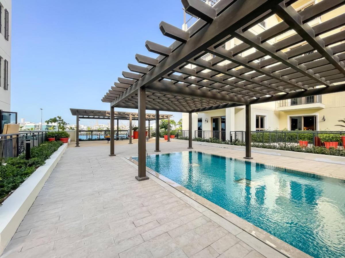 Upgraded 2 Beds In Jumeirah 1 La Cote B3 *