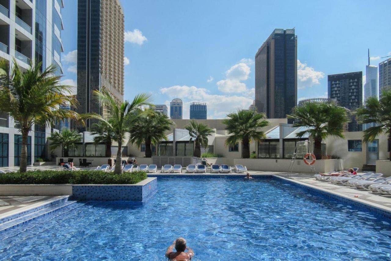 Guestready - A Bright Day Ahead Dubai