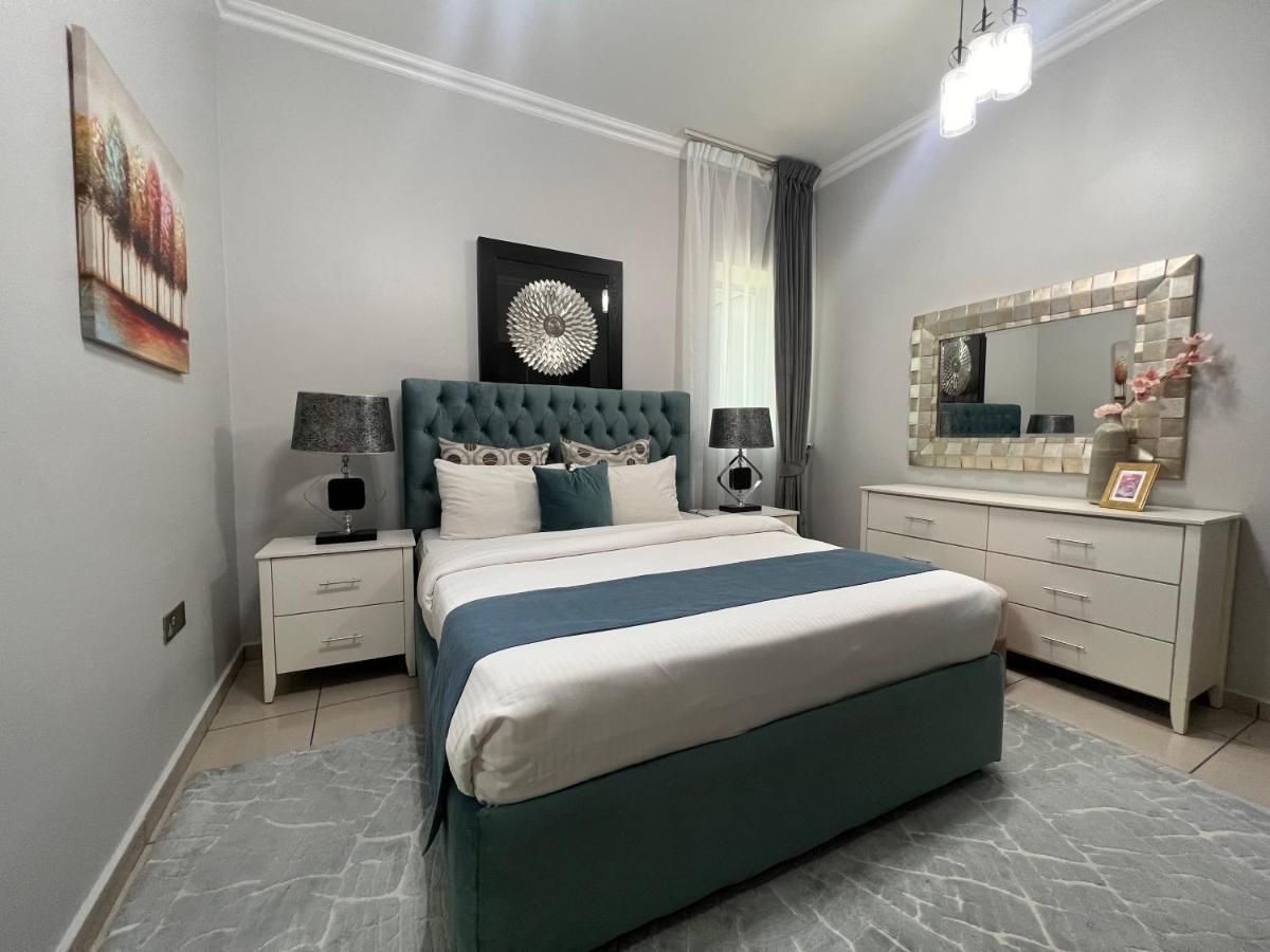 A C Pearl Holiday Homes - Stylish 1 Bedroom Apartment Dubai