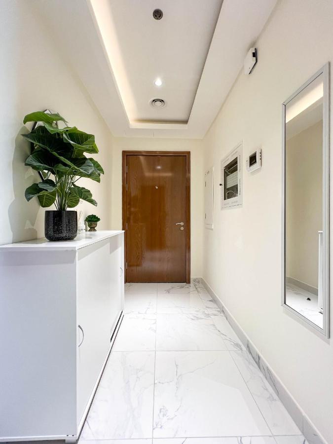 Lux 1br At Habtoor City Noora Tower Business Bay Dubai