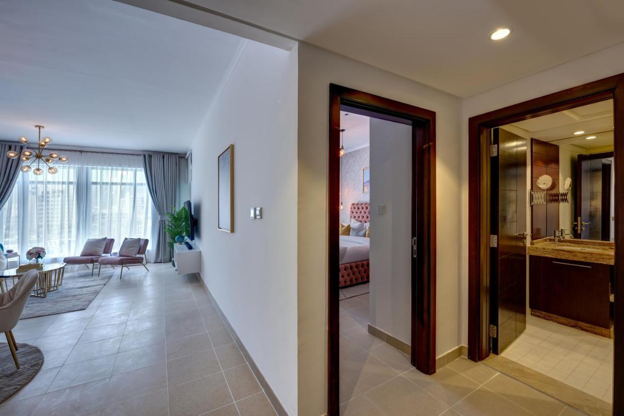 Durrani Homes - Modern Living At Burj Views Holiday home *