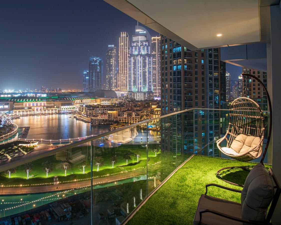 First Class 2br With Full Burj Khalifa And Fountain View Apartment *