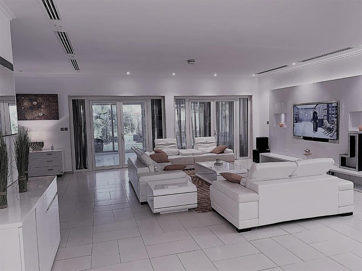 Marina Up 20 Guest Huge Private Pool Villa