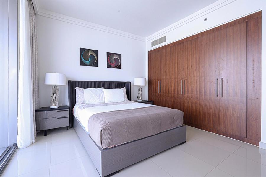 Burj Khalifa View, Downtown Dubai, 3br - Daniels Holiday Homes Apartment *