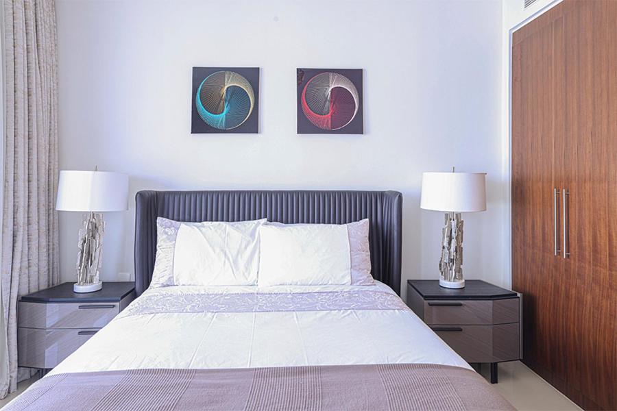 Burj Khalifa View, Downtown Dubai, 3br - Daniels Holiday Homes Apartment *