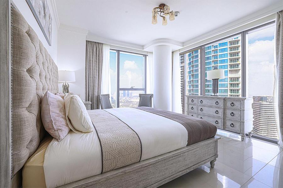 Burj Khalifa View, Downtown Dubai, 3br - Daniels Holiday Homes Dubai