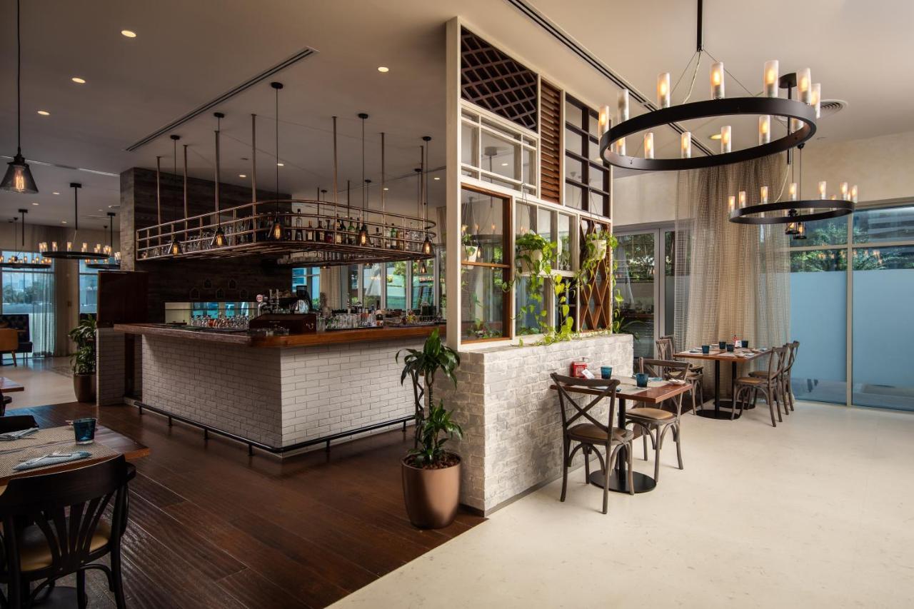 Pullman Jumeirah Lakes Towers 5*