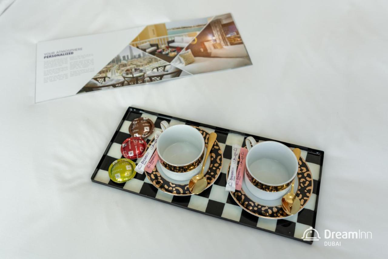 Dream - Marina View Tower Apartment Dubai