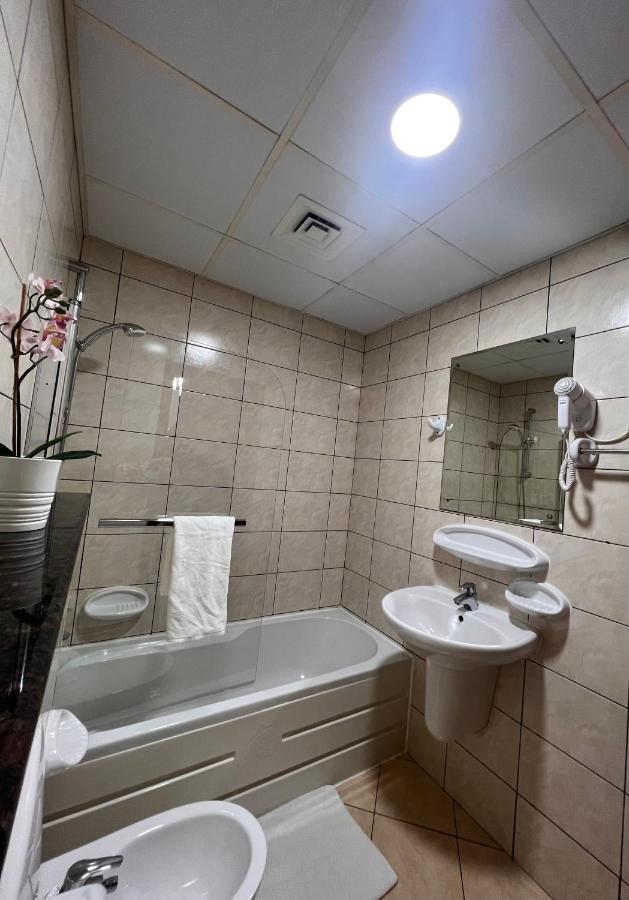 A C Pearl Holiday Homes - Stylish 1 Bedroom *
