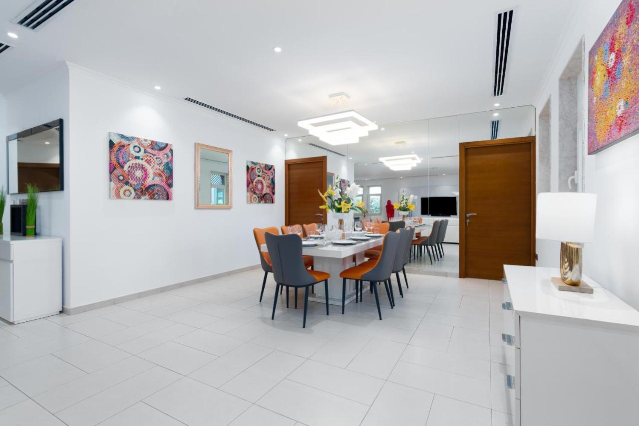 6 Plus 1 Bdr Jumeirah Park With Amz Climatized Huge Private Pool - 5 Min From Jbr Beach *