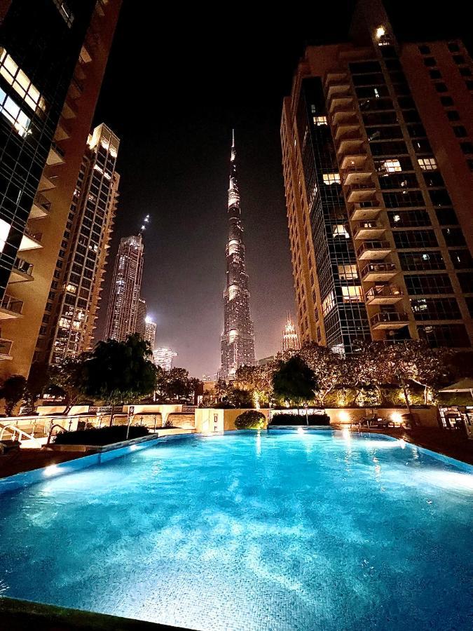 Apartment Spectacular Burj & Fountain View - Luxurious 3 Bedrooms & Maids - The Residences Dubai