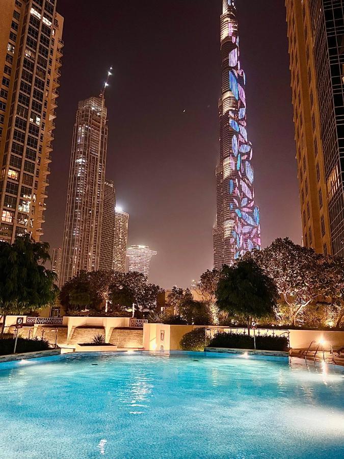 Spectacular Burj & Fountain View - Luxurious 3 Bedrooms & Maids - The Residences Apartment Dubai