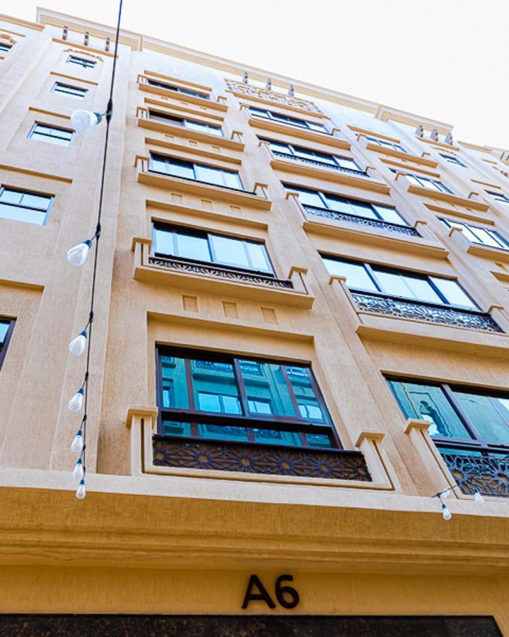 Elegant With Lively Vicinity In Dubai's Heart Apartment Dubai