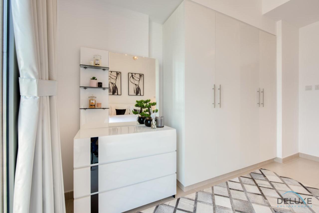 Apartment Fancy 2br At Hayat Boulevard 2a Town Square By Deluxe Dubai