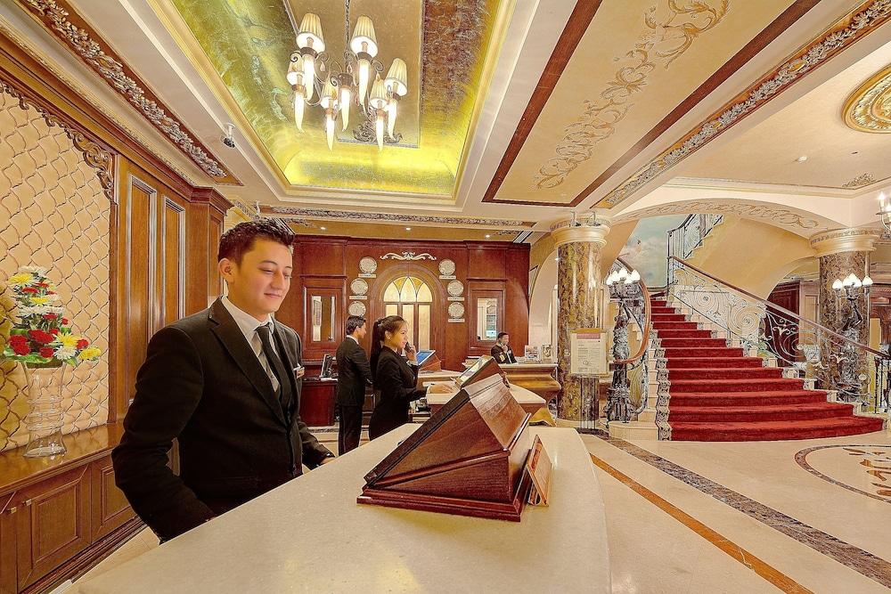 Royal Ascot Hotel Dubai